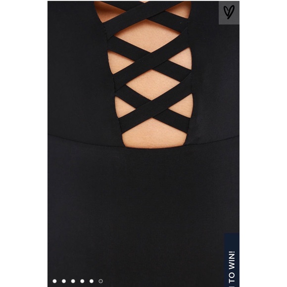 Black Lace Up Plunging Neckline Bodycon Minidress - Picture 5 of 8